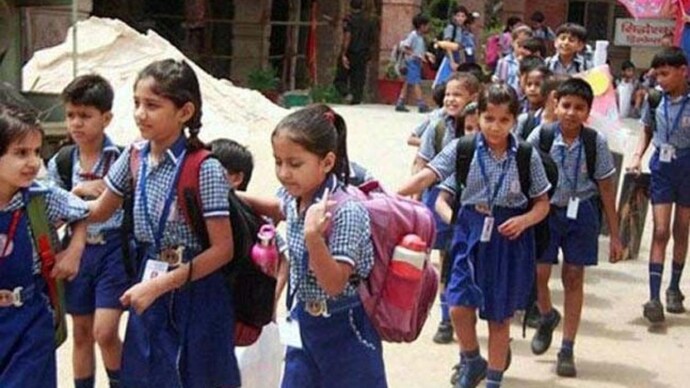 More than 300 complaints regarding fee hikes in K'taka schools prompt action from Child Rights Panel